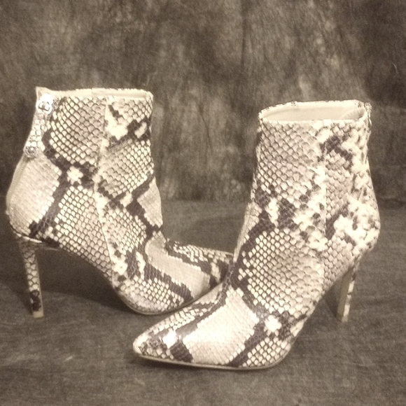 Steve Madden snake skin ankle stilletto boots brand new only worn in store - Picture 3 of 6